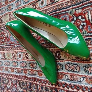 Vintage Bandolino Kelly Green Pump Heels